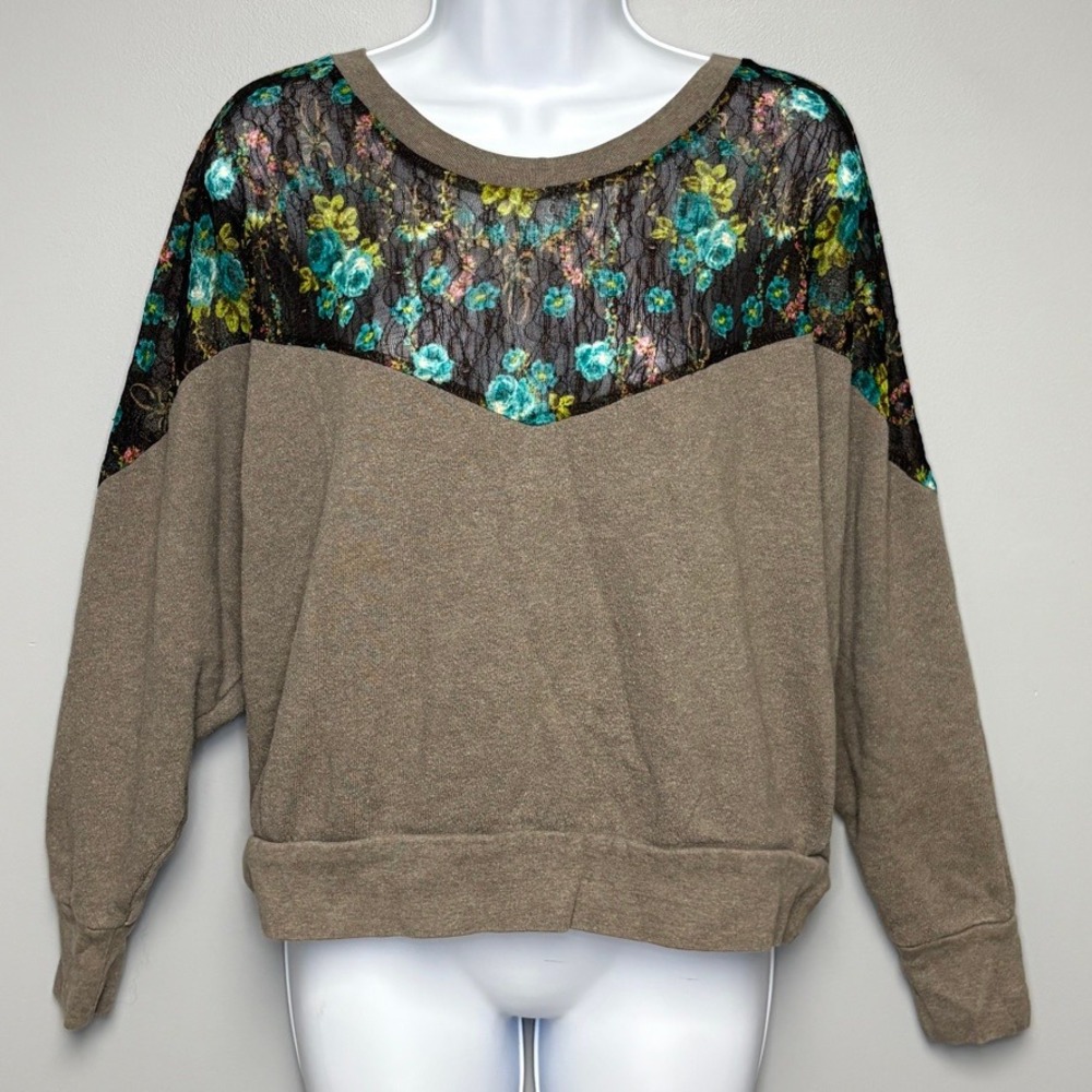 Free People Floral Lace Inset‎ Grey Cropped Relaxed Fit Sweatshirt Womens Sz S